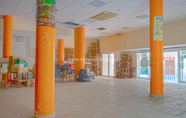 Resale - Commercial - Torrevieja - Costa Blanca