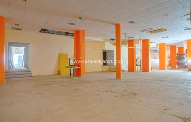 Resale - Commercial - Torrevieja - Costa Blanca