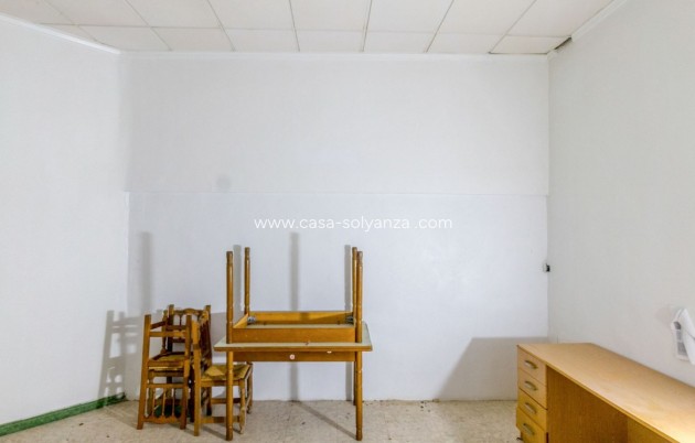Resale - Commercial - Torrevieja - Costa Blanca