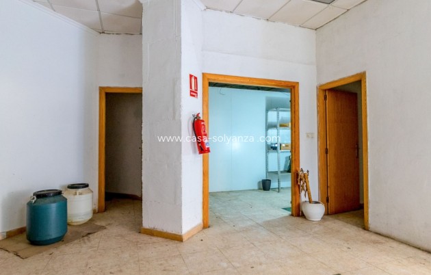 Resale - Commercial - Torrevieja - Costa Blanca