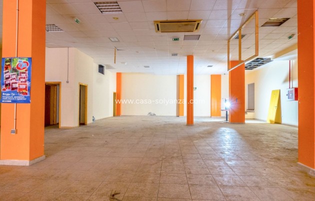 Resale - Commercial - Torrevieja - Costa Blanca