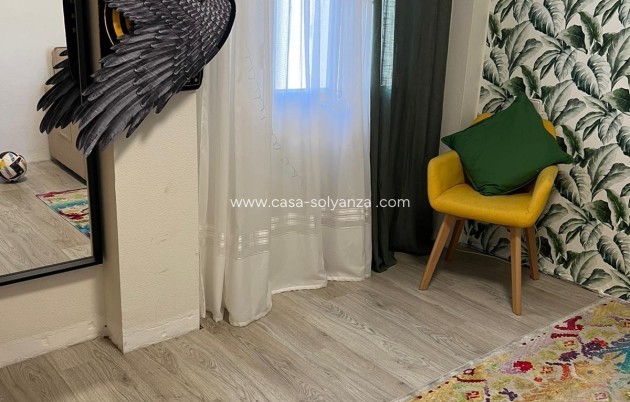 Resale - Apartment / flat - Torrevieja - Aguas nuevas