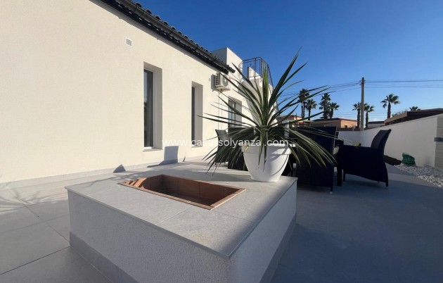 Resale - Villa - La Siesta - Costa Blanca