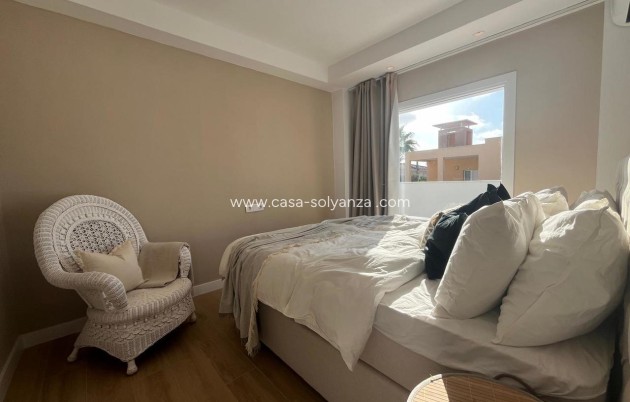 Resale - Villa - La Siesta - Costa Blanca