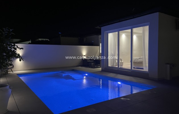Resale - Villa - La Siesta - Costa Blanca