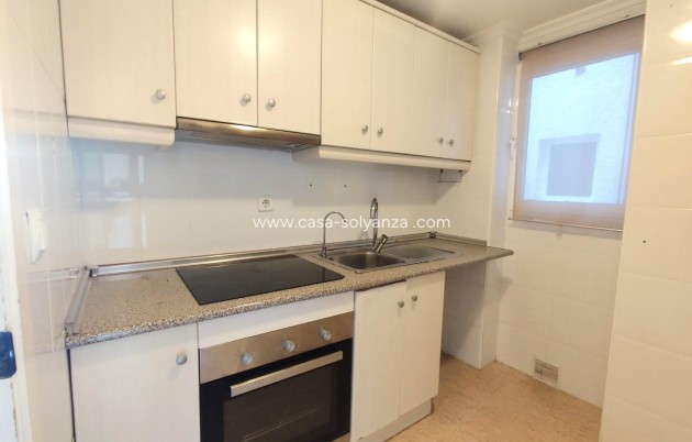 Resale - Apartment / flat - Torrevieja - Center