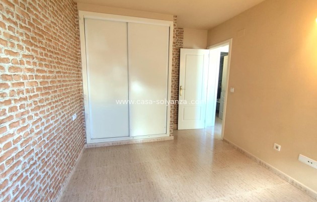 Resale - Apartment / flat - Torrevieja - Center