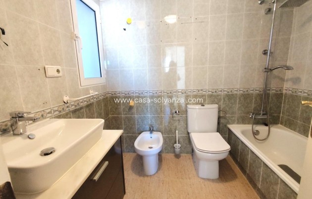 Resale - Apartment / flat - Torrevieja - Center