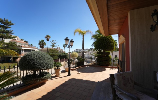 Revente - Villa - Orihuela Costa - Campoamor