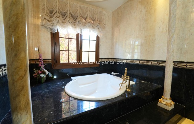 Revente - Villa - Orihuela Costa - Campoamor