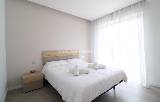 Resale - Villa - Orihuela Costa - Costa Blanca