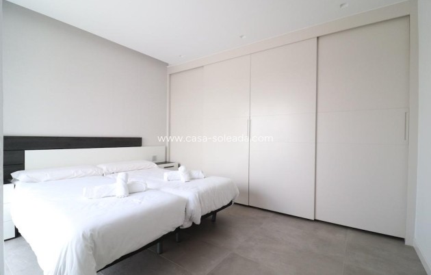 Resale - Villa - Orihuela Costa - Costa Blanca