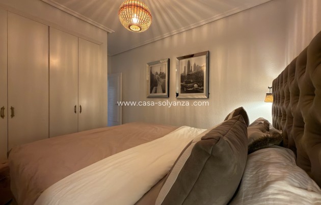 Herverkoop - Villa - Orihuela Costa - Los Doses