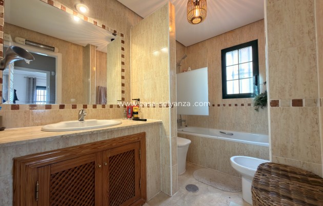 Herverkoop - Villa - Orihuela Costa - Los Doses