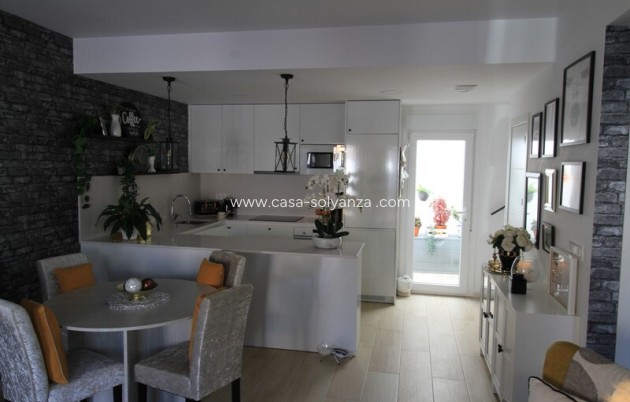 Herverkoop - Herenhuis - Avileses - Costa Calida