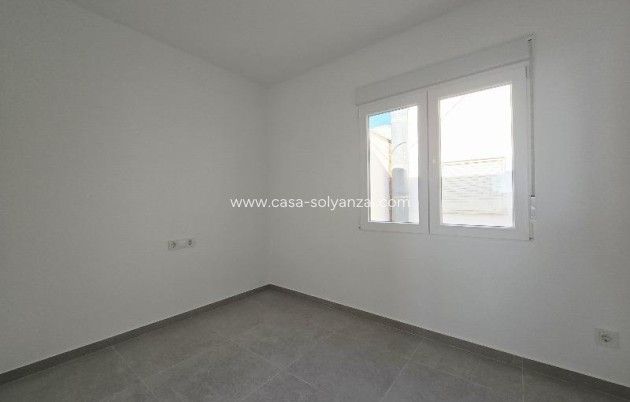 Resale - Apartment / flat - Torrevieja - Playa del Cura