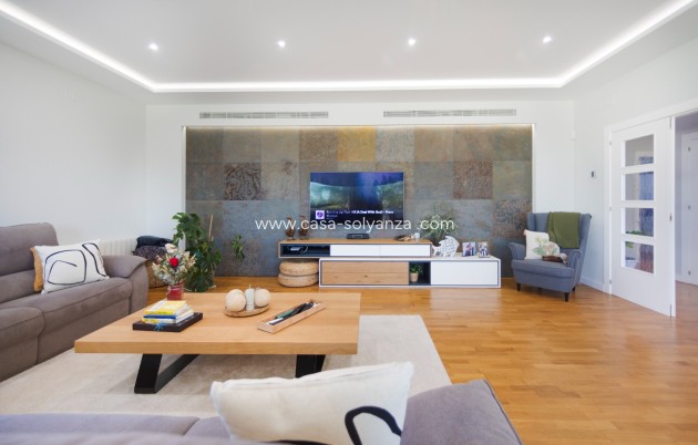 Herverkoop - Villa - San Vicente del Raspeig - Inland