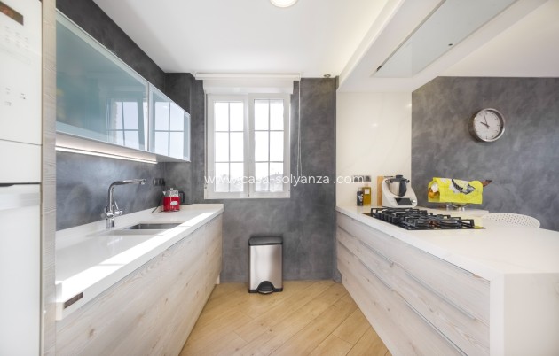 Herverkoop - Villa - San Vicente del Raspeig - Inland