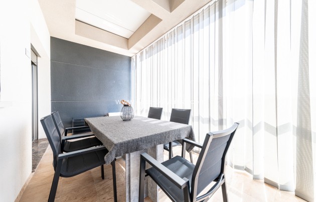 Wiederverkauf - Wohnung - Orihuela Costa - Costa Blanca