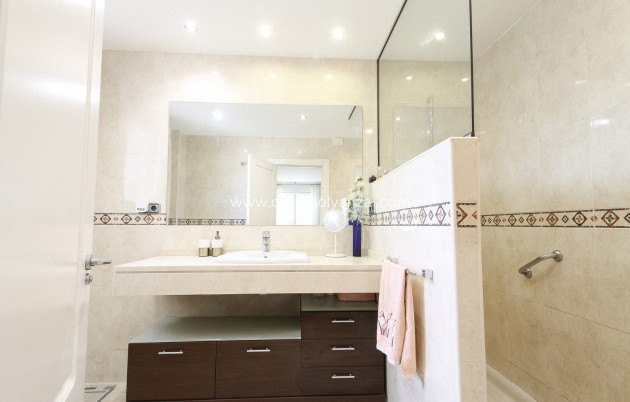 Revente - Villa - San Vicente del Raspeig - Inland