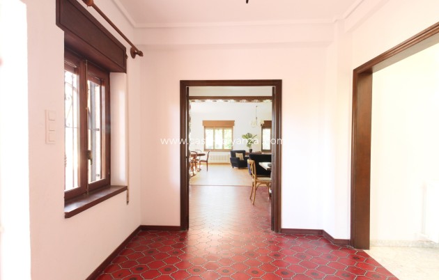 Herverkoop - Villa - El Campello - Costa Blanca