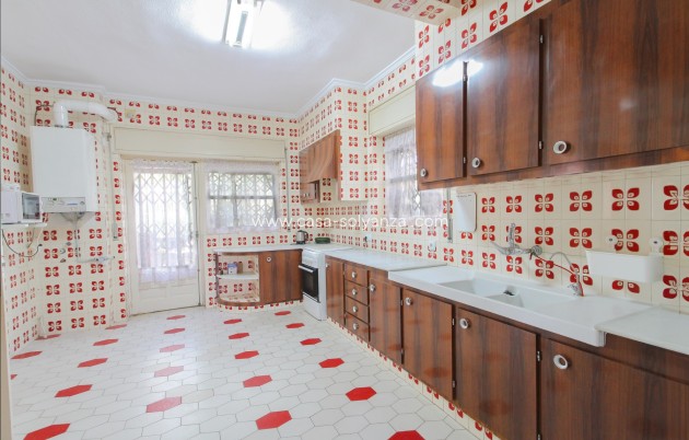 Herverkoop - Villa - El Campello - Costa Blanca