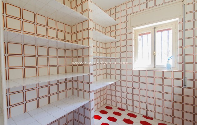 Herverkoop - Villa - El Campello - Costa Blanca