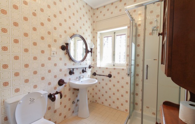 Herverkoop - Villa - El Campello - Costa Blanca