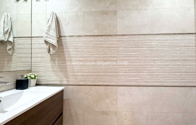 Revente - Villa - Orihuela Costa - Villamartín