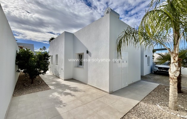 Nouvelle construction - Villa - Benijofar