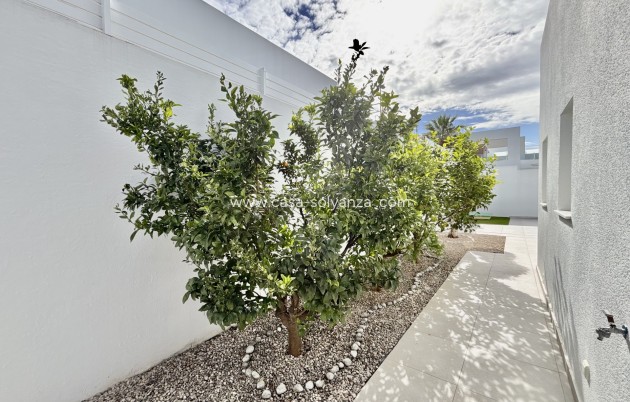 Nouvelle construction - Villa - Benijofar