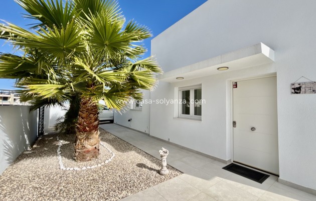 Nouvelle construction - Villa - Benijofar