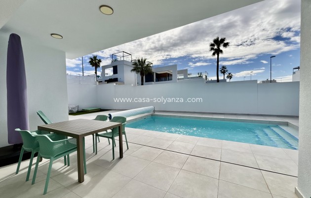 Nouvelle construction - Villa - Benijofar