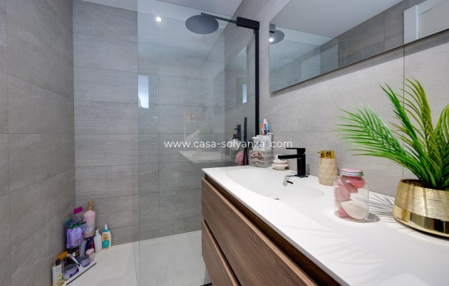 Revente - Appartement - Torrevieja - Center