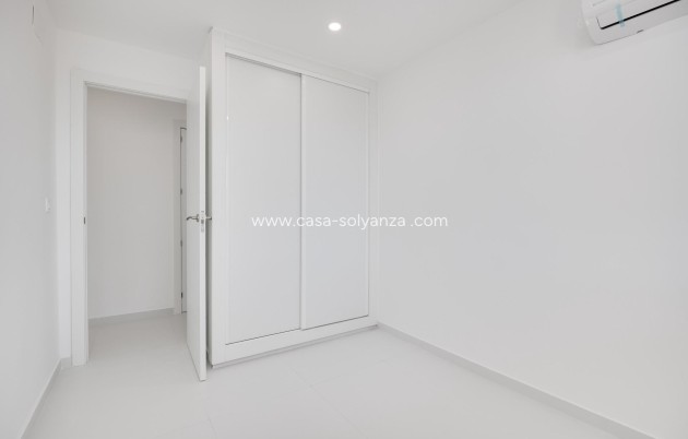 Revente - Appartement - Torrevieja - Playa De Los Naufragos