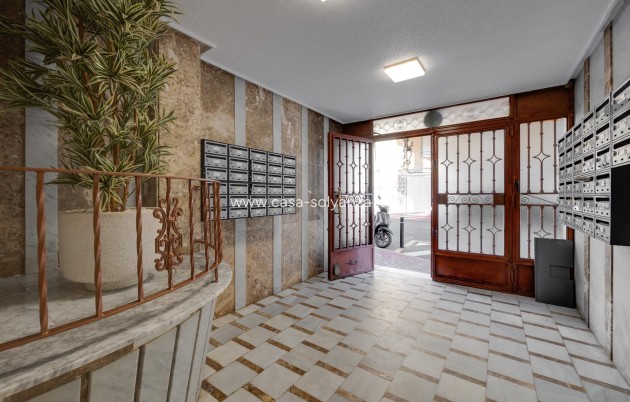 Revente - Appartement - Torrevieja - Playa De Los Naufragos