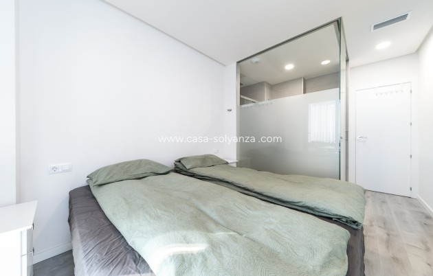 Resale - Apartment / flat - Orihuela Costa - Costa Blanca