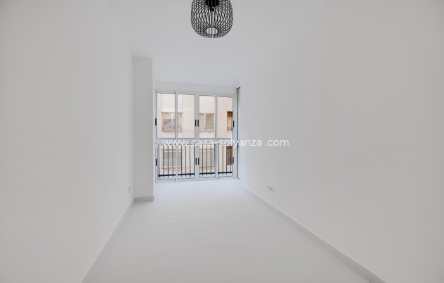 Revente - Appartement - Torrevieja - Acequion