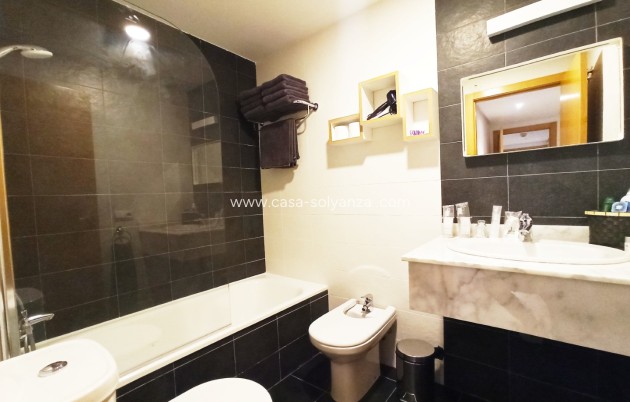 Reventa - Apartamento / piso - Benidorm - Costa Blanca