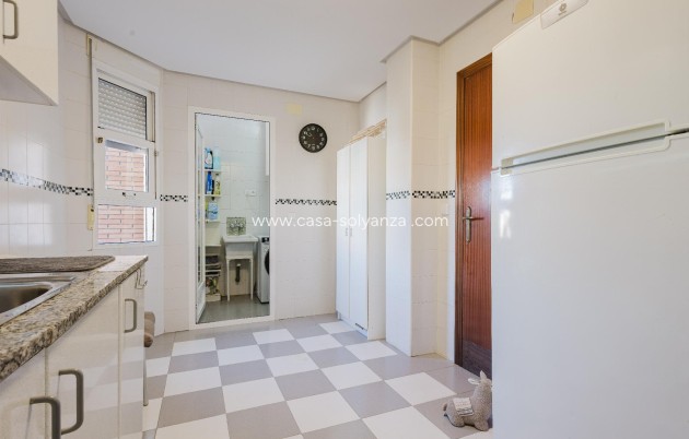 Reventa - Apartamento / piso - San Miguel de Salinas