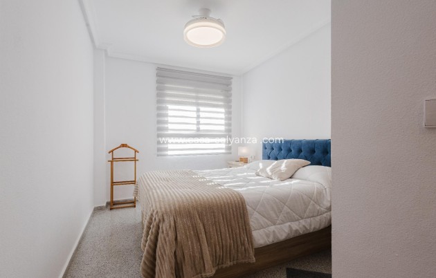 Reventa - Apartamento / piso - San Miguel de Salinas