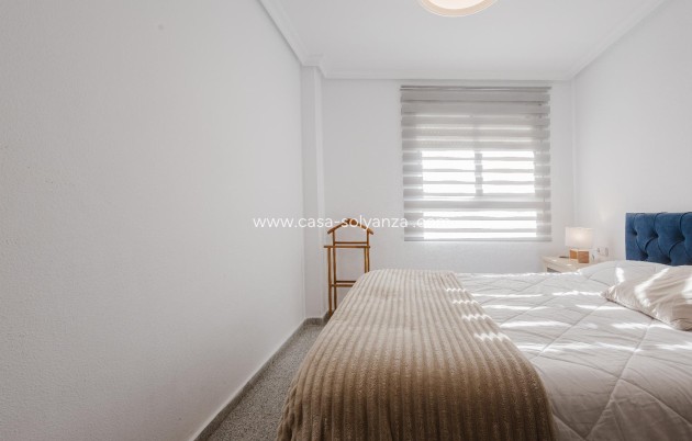 Reventa - Apartamento / piso - San Miguel de Salinas