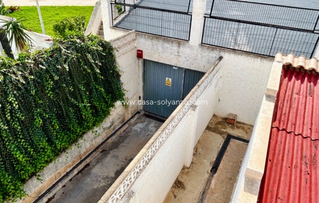 Revente - terraced_house - Torrevieja - LA LOMA