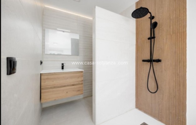 Herverkoop - Villa - Torrevieja - La Siesta