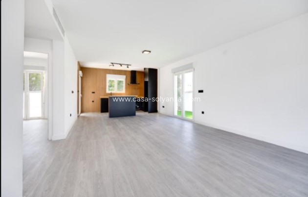 Herverkoop - Villa - Torrevieja - La Siesta