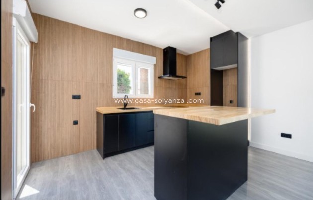 Herverkoop - Villa - Torrevieja - La Siesta