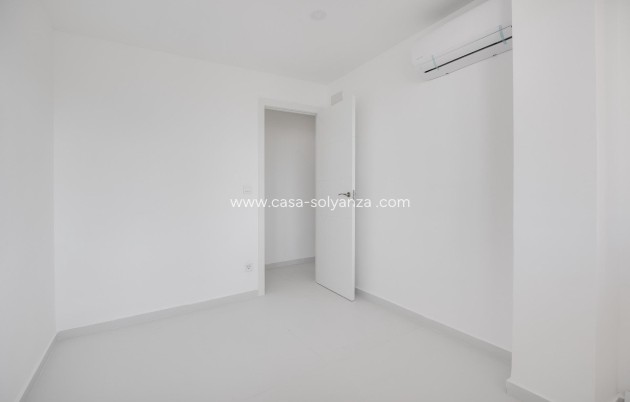 Revente - Appartement - Torrevieja - Playa De Los Naufragos