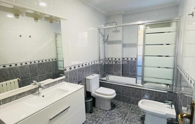 Resale - Villa - Torrevieja - Los Balcones