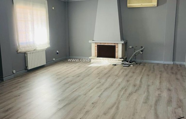 Resale - Villa - Torrevieja - Los Balcones