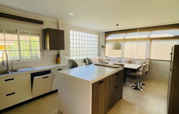 Resale - Villa - Torrevieja - Los Balcones